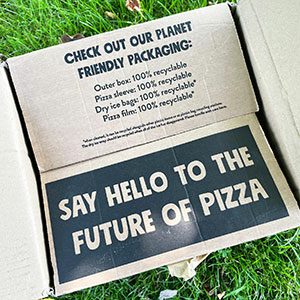 Sustainable d2c packaging - One Planet Pizza